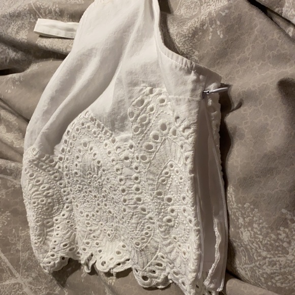 White crop top - Picture 3 of 3